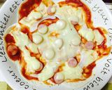 超簡単で時短！餃子の皮でパリパリピザ♡作り方4写真