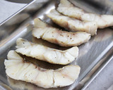 簡単＊タラのトマト煮込みチーズ焼き作り方1写真