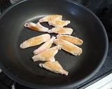 鶏手羽中とコンニャクの照り煮作り方3写真