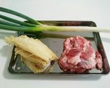 豚かしら肉の豆板醤ピリ辛炒め〜居酒屋風〜作り方1写真