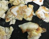 簡単！鳥ももナスピーマンピリ辛炒め！作り方6写真