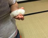 手づかみ食べに☆おにぎりスティック作り方9写真