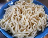 簡単！すき焼きタレのガーリックうどん作り方2写真