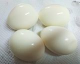 優しい味★風味◎【ハーブ香る塩麹ゆで卵】作り方3写真