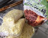 手抜きレトルト使用)ジャージャー焼そば作り方1写真
