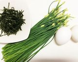 簡単 花ニラ（芽ニラ）のユッケ作り方1写真