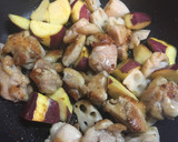 簡単＊鶏とさつま芋と蓮根の甘辛炒め＊作り方6写真