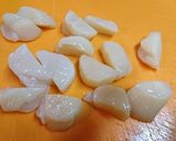 ３分【帆立とオクラのおかか山葵醤油和え】作り方1写真