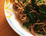 ほうれん草と蜂蜜梅の☆焼きそば作り方7写真