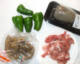 豚肉とレンコンとピーマンの簡単野菜炒め♪作り方1写真