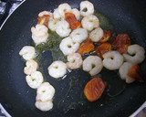 おつまみにも♬枝豆と小エビのトマト炒め♡作り方2写真