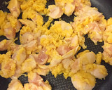 簡単！とろふわ♡ 鶏とえのきのみそ炒め作り方3写真