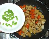 レンコンじゃがいも人参の煮物♪辛子風味作り方9写真