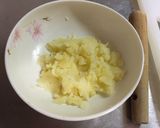 餃子の皮でじゃがカマしそチー♪作り方2写真