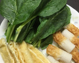 薄揚げとほうれん草とちくわの煮物作り方1写真