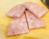 ハムステーキのオイバター焼き☆作り方1写真