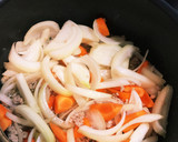 簡単もう1品！豚そぼろ煮風肉じゃが作り方4写真
