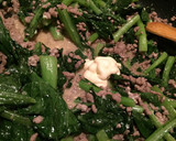【やみつき】小松菜とひき肉のオイマヨ炒め作り方3写真