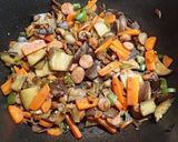 3種キノコと野菜のソース炒め作り方8写真