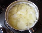 簡単おいしい、じゃがもち餃子♪作り方1写真