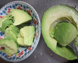 鶏とアボカドの卵がとろーりすき焼き風作り方1写真