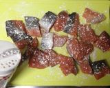 簡単♡鮭ときのこ達の甘めバター醤油炒め♡作り方2写真