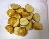 小じゃがいもの豚ひき肉そぼろあんかけ作り方1写真