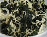 じゃこわかめのごま昆布オイルにぎり　作り方1写真