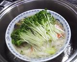 具材たっぷり贅沢な豚骨スープ麺作り方4写真