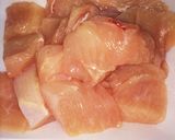 簡単！鶏胸肉となすと厚揚げピリ辛味噌炒め作り方1写真