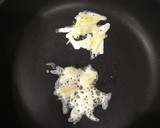 バジルと焼きチーズの洋風よろこんぶお握り作り方3写真