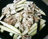 しょうが香る☆なすと舞茸の和風炒め作り方1写真