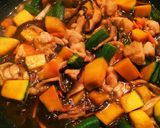 鶏肉とカボチャのカラフル煮物作り方6写真