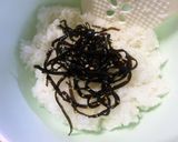 桃色卵on枝豆＊胡桃＊よろこんぶおにぎり作り方4写真
