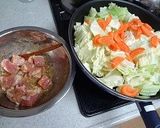 鶏肉とキャベツの粒マスタード蒸し焼き作り方1写真
