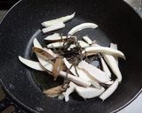 ホオベニシロアシイグチのソテー（珍品料理作り方6写真