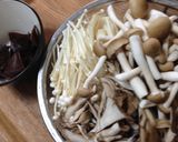 味ポン　森のキノコと豚バラ炒め作り方1写真
