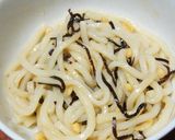 釜揚げうどん、塩昆布・あげ玉和え作り方2写真