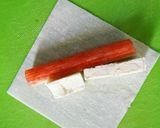 餃子の皮で☆チーズとカニカマの包み揚げ作り方1写真