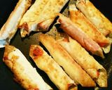 餃子の皮で☆チーズとカニカマの包み揚げ作り方6写真