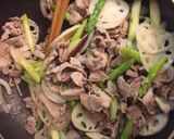 豚肉とアスパラ、蓮根の味噌炒め作り方7写真