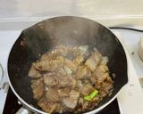 牛肉とジャガイモ・玉ねぎの煮込み作り方5写真