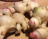 生姜シロップに生姜チップスに…作り方1写真