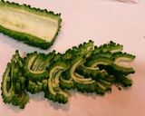 梨とゴーヤとシーチキンのサラダ作り方1写真