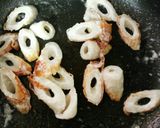 簡単1品♪竹輪と大豆のマヨ胡椒炒め☆作り方2写真