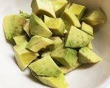 アボカドとクリームチーズのわさび醤油和え作り方2写真