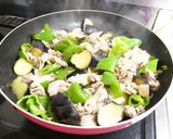 簡単！豚こま･なす･ピーマンの照り焼き作り方5写真