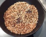 鶏肉と香味野菜のラープ（タイの和え物）作り方1写真