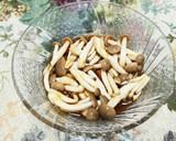 しめじとスプラウトのゆず胡椒ポン酢和え作り方3写真