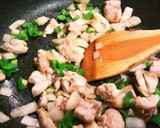 とろとろ鶏肉とトマトのチーズオムレツ作り方9写真